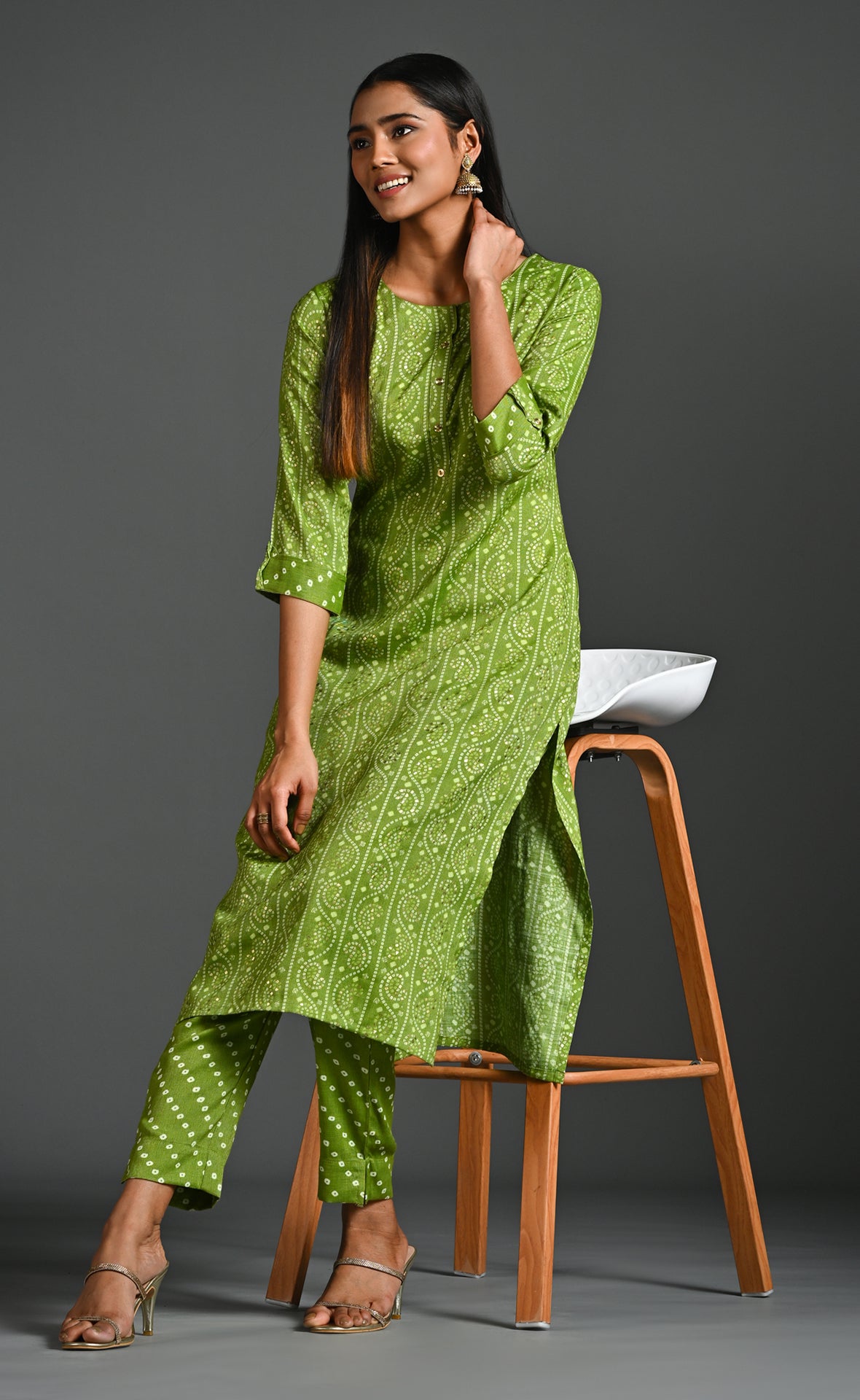 Green  bandhini printed casual kurthi set